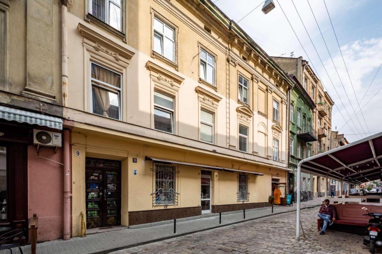 Братів Рогатинців 9/1 Lvov Exteriér fotografie